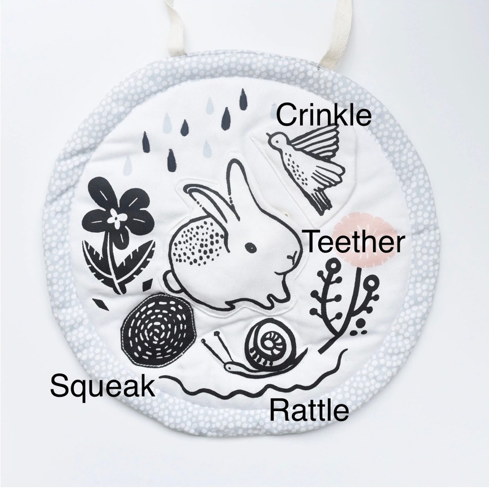 NWT Organic Activity Pad w/ Attached Wooden Teether Wee Gallery Meadow Play Mat